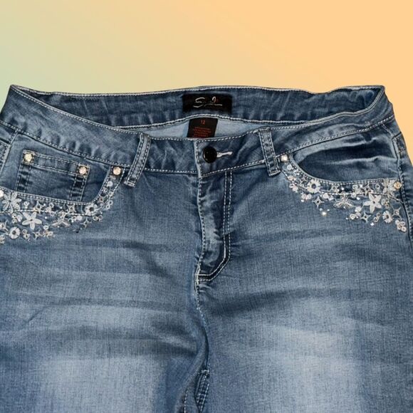 Plus Size Earl Jeans Medium Wash Embroidered Studded Jeans Size 12 #54 - Picture 6 of 7